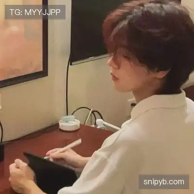 龙含雅